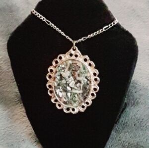 Vintage Silver Tone Mixed Stones Necklace